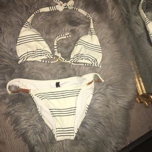 Vix bikini in perfect condition